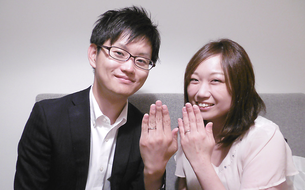 新潟のブライダルリング専門店アトリエクラムの新潟店で結婚指輪を手作りされたご夫婦